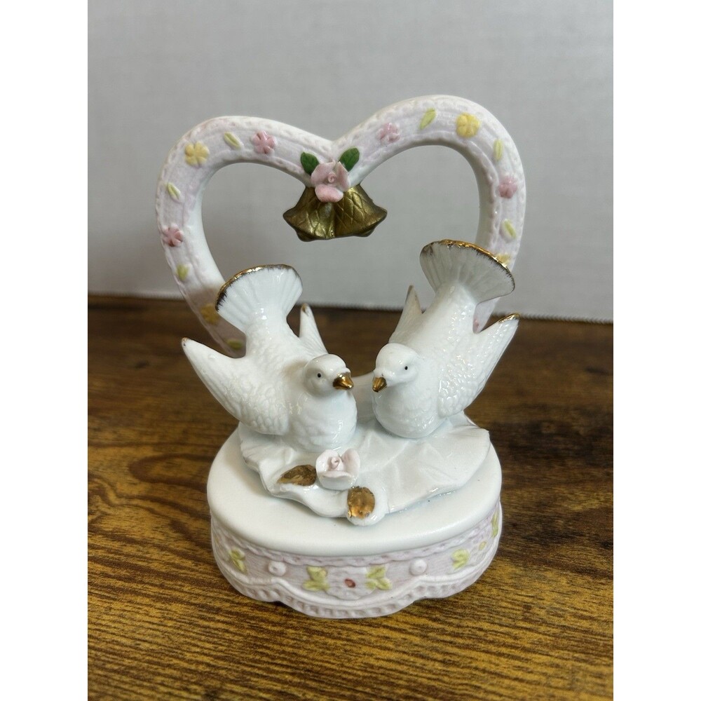 TOMA Porcelain White Dove Figurine Heart Arch Floral Decor Romantic Collectible - Picture 2 of 13